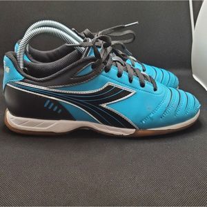 Diadora Capitano ID Indoor Turf Soccer Shoes Blue Womens Size 6.5 Youth Size 4.5